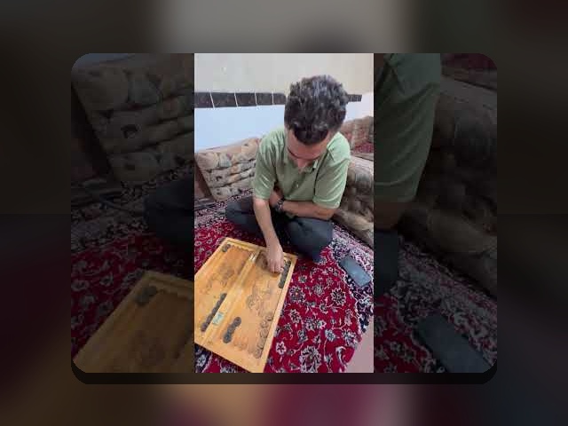بازی تخته نرد مال چه کشوری است؟ کشف تاریخچه و رازهای این بازی محبوب در دنیای شرط بندی